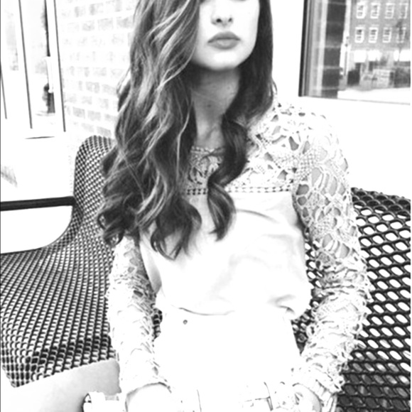 BOHO STYLE LIGHT LACED LONG SLEEVE YELLOW TOP SM - Picture 6 of 8